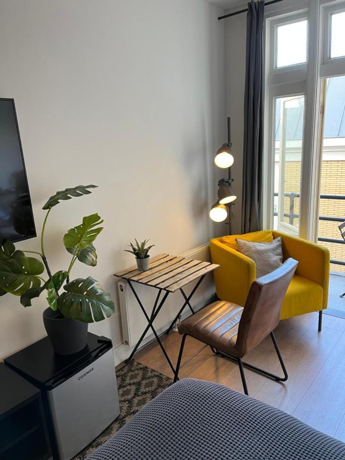 Bed and Breakfast Modern Hideout Ace Location Ámsterdam Exterior foto